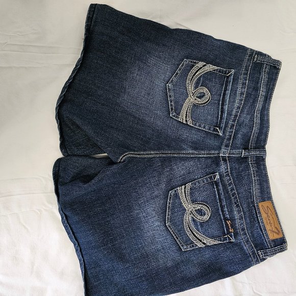 EUC Seven Blue jean shorts Size 14/15 - Picture 2 of 5